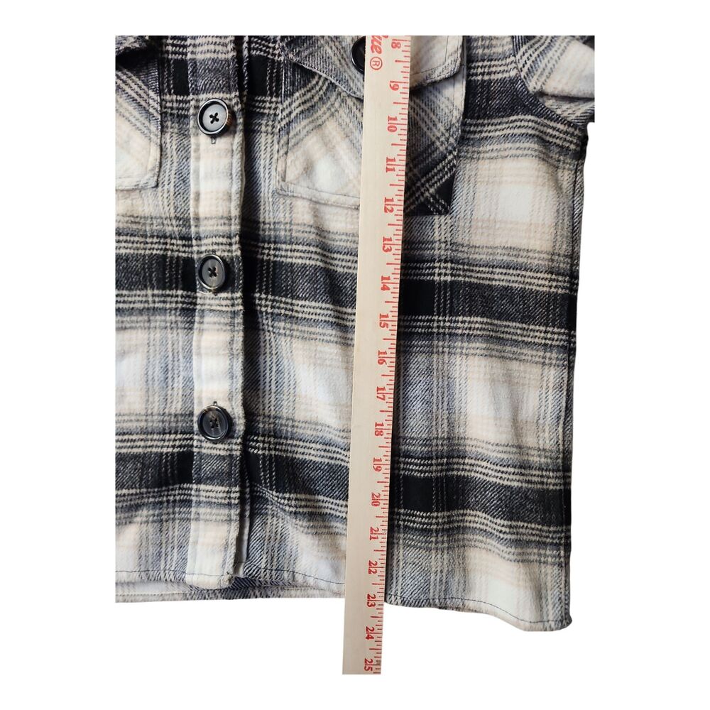 Plaid Flannel Shacket Beige Black BB Dakota Cozy S - Picture 7 of 9